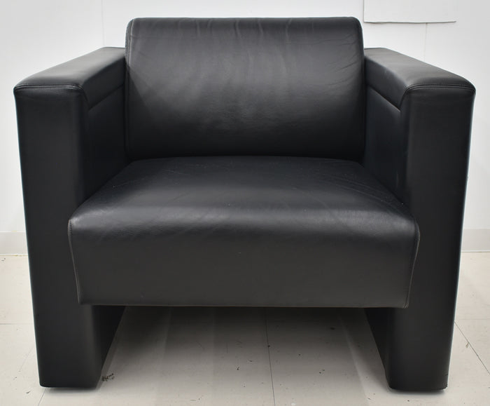 【中古】KNOLL+オカムラ 応接7点セット ハウスマンコレクション 8315SP 革張り ブラック W1200 2024072402【中古オフィス家具】