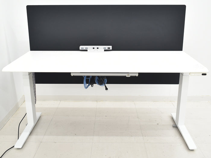 【中古】オカムラ スイフト 電動昇降デスク コントロールパネルインジケーターボタンタイプ デスクトップパネル 3S102P-MG99 ホワイト W1550 2024072503【中古オフィス家具】