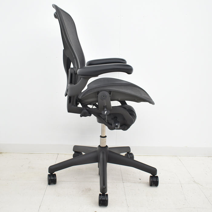 【中古】ハーマンミラー アーロンチェア Bサイズ フル装備 ポスチャーフィット 肘レバータイプ 2024073002【中古オフィス家具】