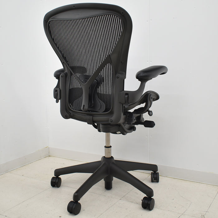 【中古】ハーマンミラー アーロンチェア Bサイズ フル装備 ポスチャーフィット 肘レバータイプ 2024073002【中古オフィス家具】