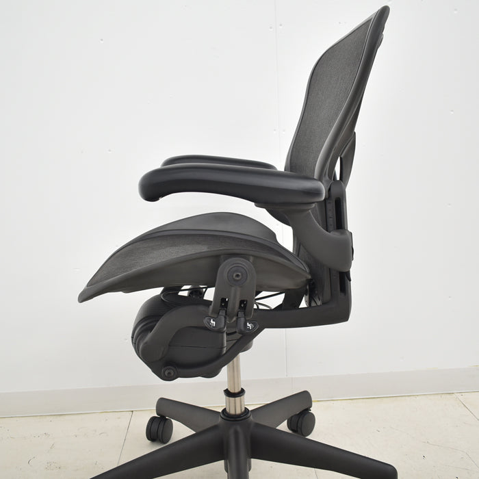 【中古】ハーマンミラー アーロンチェア Aサイズ フル装備 ポスチャーフィット 2024073005【中古オフィス家具】