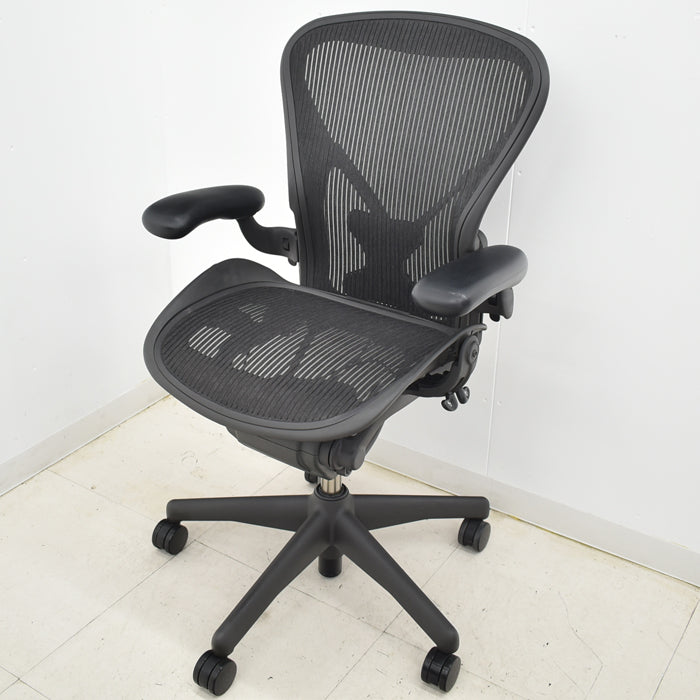 【中古】ハーマンミラー アーロンチェア Bサイズ フル装備 ポスチャーフィット 肘レバータイプ 2024082302【中古オフィス家具】