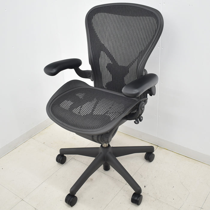 【中古】ハーマンミラー アーロンチェア Bサイズ フル装備 ポスチャーフィット 肘レバータイプ 2024082304【中古オフィス家具】