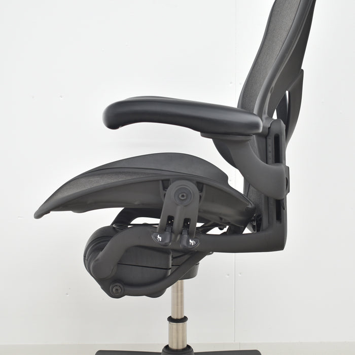 【中古】ハーマンミラー アーロンチェア Bサイズ フル装備 ポスチャーフィット 肘レバータイプ 2024082304【中古オフィス家具】