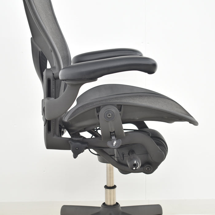 【中古】ハーマンミラー アーロンチェア Bサイズ フル装備 ポスチャーフィット 肘レバータイプ 2024082304【中古オフィス家具】