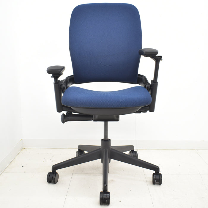 【中古】スチールケース リープV2 可動肘 ハンガー付 2024090605【中古オフィス家具】