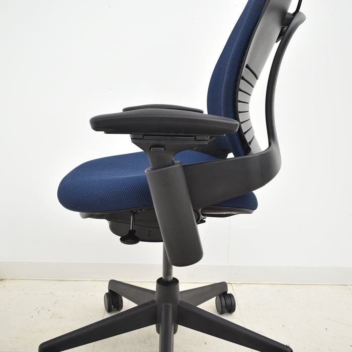 【中古】スチールケース リープV2 可動肘 ハンガー付 2024090605【中古オフィス家具】