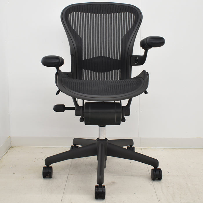 【中古】ハーマンミラー アーロンチェア Aサイズ フル装備 ランバーサポート 2024091903【中古オフィス家具】