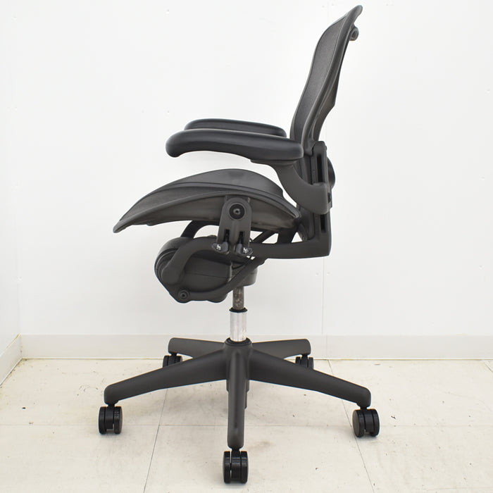 【中古】ハーマンミラー アーロンチェア Aサイズ フル装備 ランバーサポート 2024091903【中古オフィス家具】