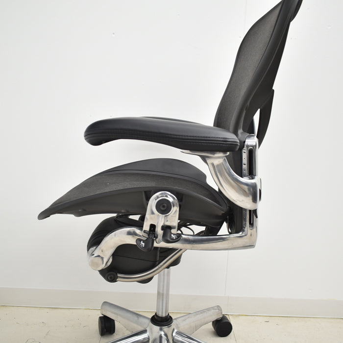 【中古】ハーマンミラー アーロンチェア Bサイズ フル装備 ポスチャーフィット ポリッシュ 2024092002【中古オフィス家具】