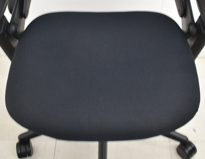 【中古】スチールケース リープV2 ランバーサポート USモデル 2024092502【中古オフィス家具】