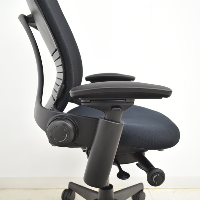 【中古】スチールケース リープV2 ランバーサポート USモデル 2024092502【中古オフィス家具】