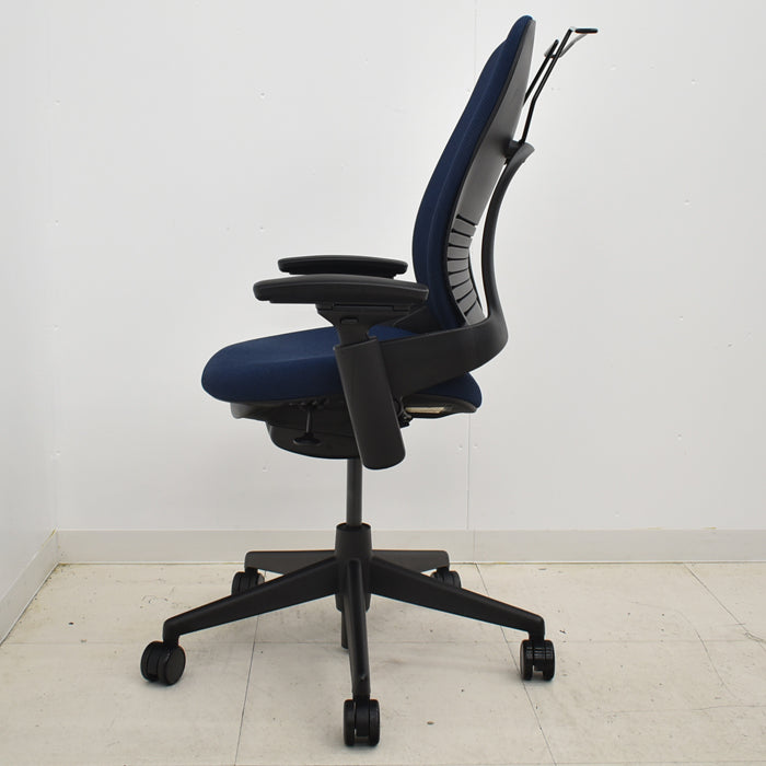 【中古】スチールケース リープV2 可動肘 ハンガー 2024092504【中古オフィス家具】