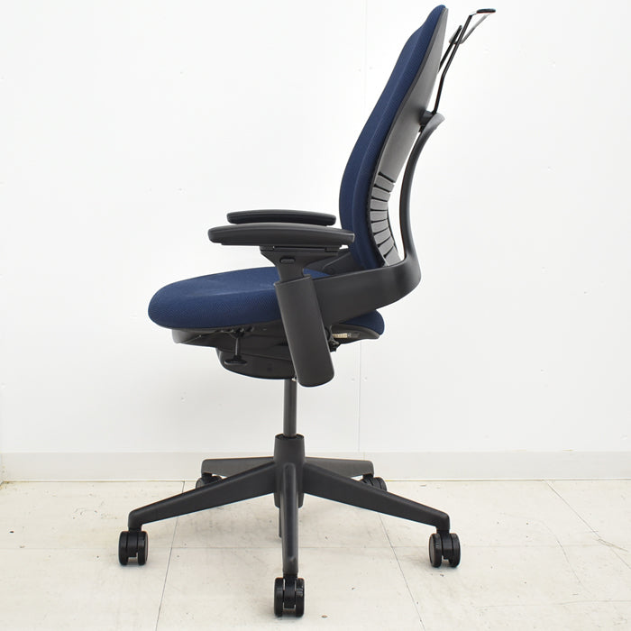 【中古】スチールケース リープV2 可動肘 ハンガー 2024092505【中古オフィス家具】