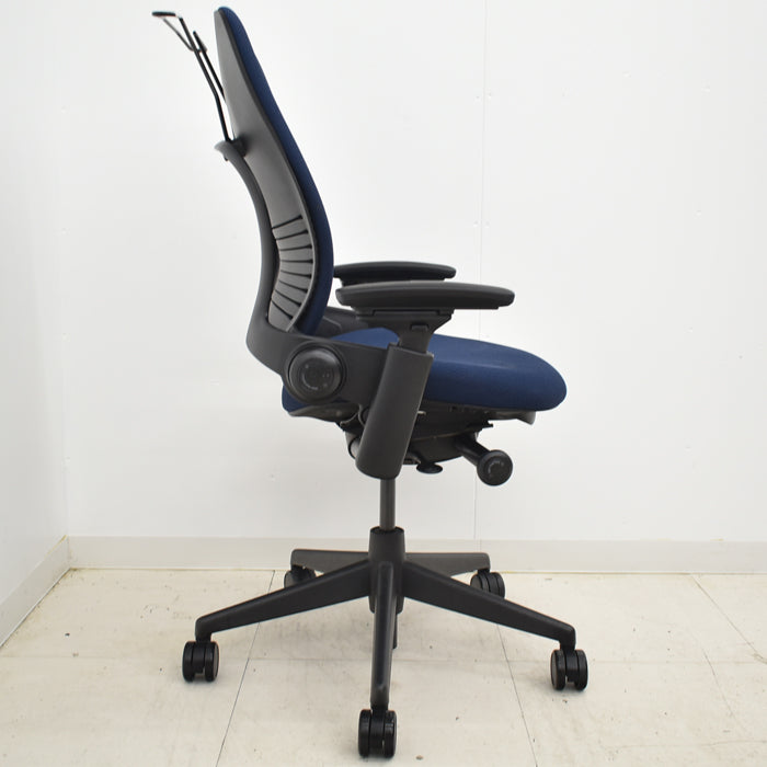 【中古】スチールケース リープV2 可動肘 ハンガー 2024092505【中古オフィス家具】