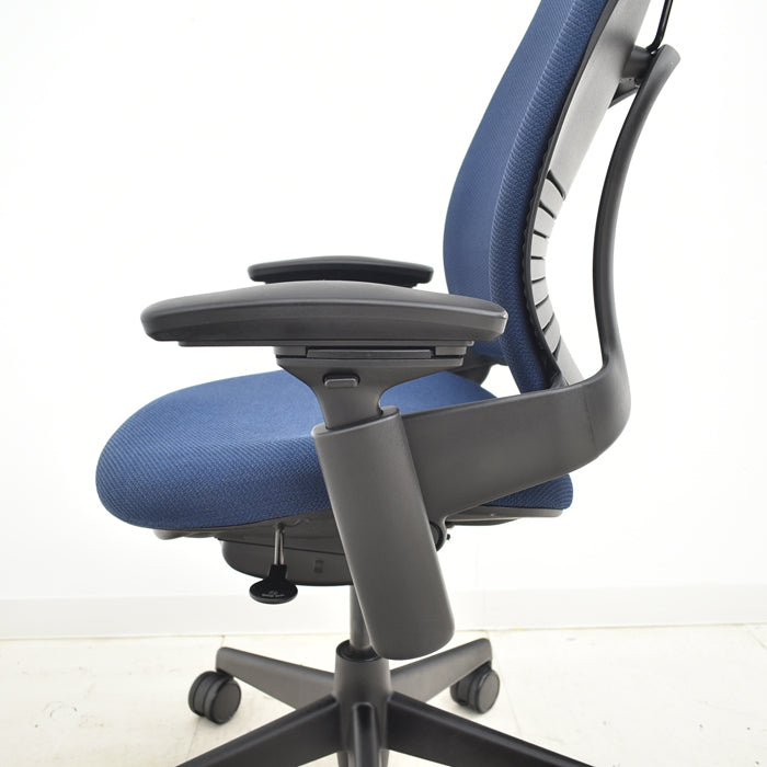 【中古】スチールケース リープV2 可動肘 ハンガー 2024092506【中古オフィス家具】