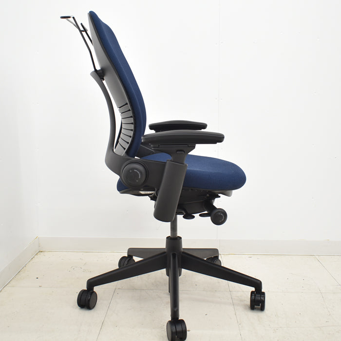 【中古】スチールケース リープV2 可動肘 ハンガー 2024092506【中古オフィス家具】