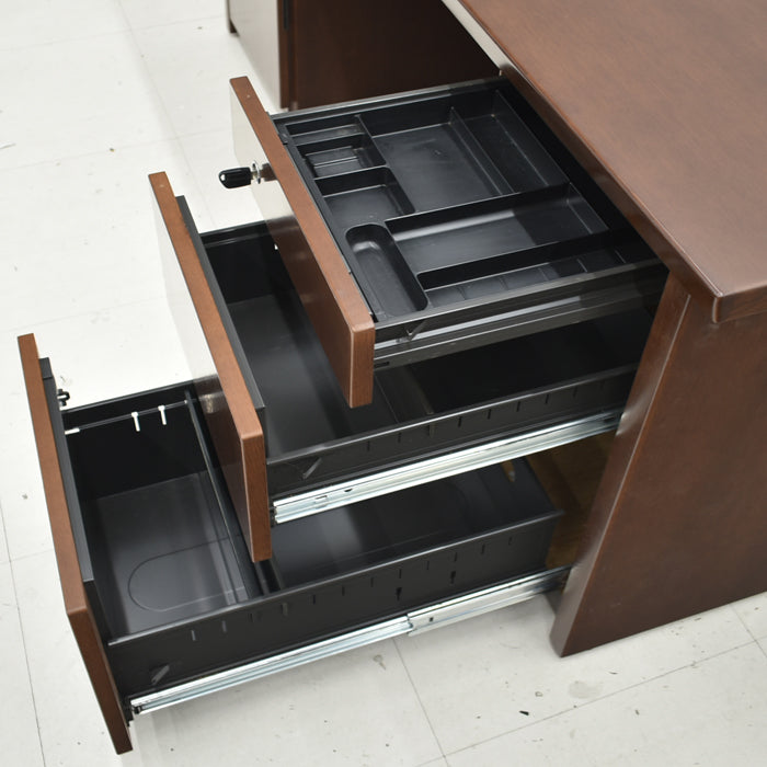 【中古】オカムラ ネーベクスプロ 役員用両袖デスク W1800 2024092604【中古オフィス家具】