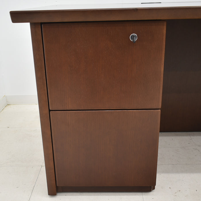 【中古】オカムラ ネーベクスプロ 役員用両袖デスク W1800 2024092604【中古オフィス家具】