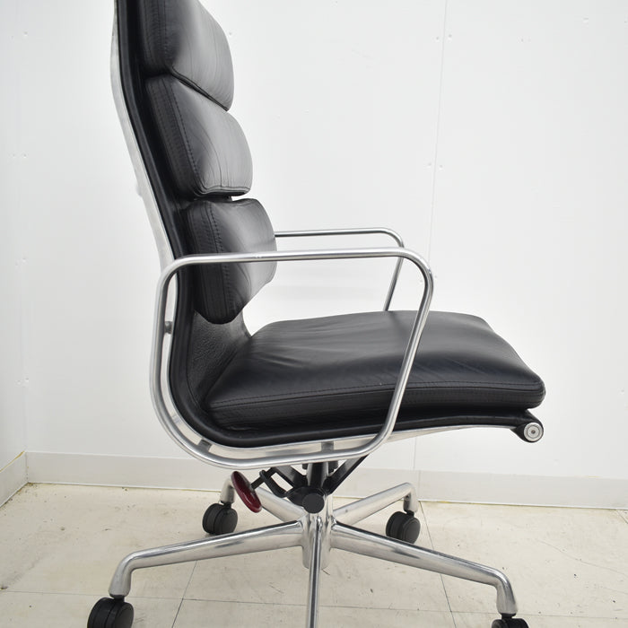 【中古】ハーマンミラー イームズ ソフトパッドグループエグゼクティブチェア ポリッシュ 革張り 2024101202【中古オフィス家具】