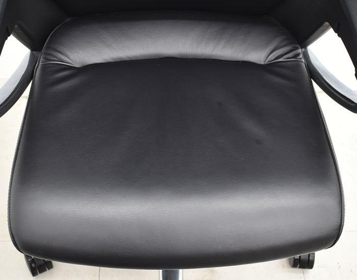 【中古】コクヨ フィロソフィー エクストラハイバック 固定肘 エアランバーサポート ポリッシュ脚 2018年製 2024103104【中古オフィス家具】