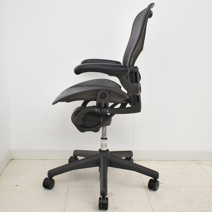 【中古】ハーマンミラー アーロンチェア Bサイズ フル装備 ランバーサポート 2024110702【中古オフィス家具】