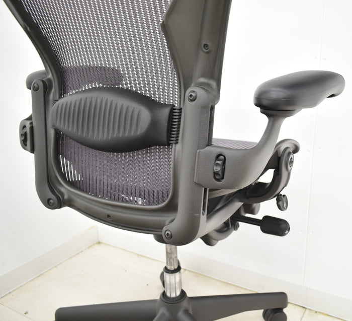 【中古】ハーマンミラー アーロンチェア Bサイズ フル装備 ランバーサポート 2024110702【中古オフィス家具】