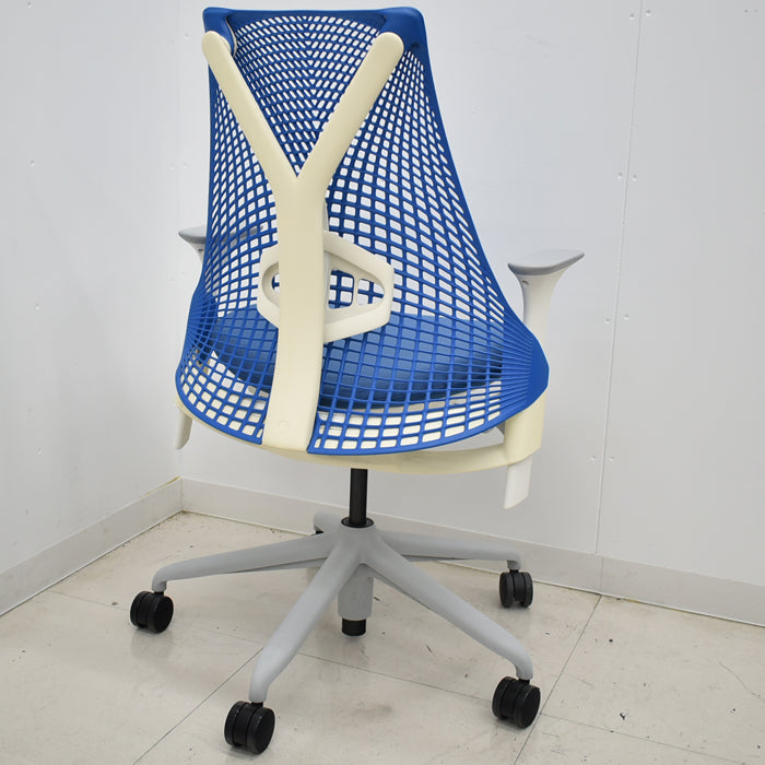 【中古】ハーマン・ミラー セイルチェア 可動肘(上下のみ)前傾機能 2024111902【中古オフィス家具】