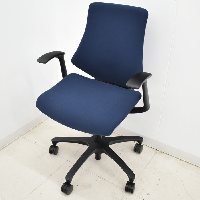 【中古】イトーキ f・エフチェア ローバック 固定肘 2024112705【中古オフィス家具】