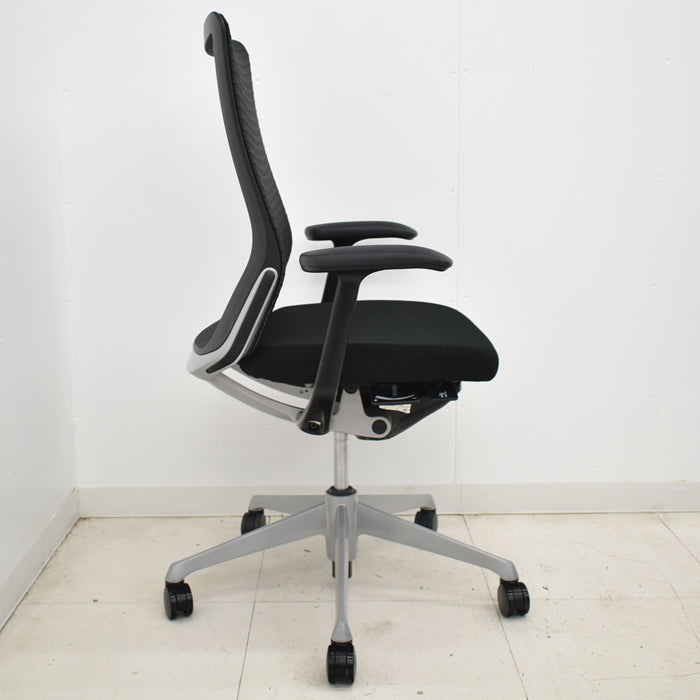 【中古】オカムラ コーラルチェア ハイバック 固定肘 シルバー脚 2024120704【中古オフィス家具】