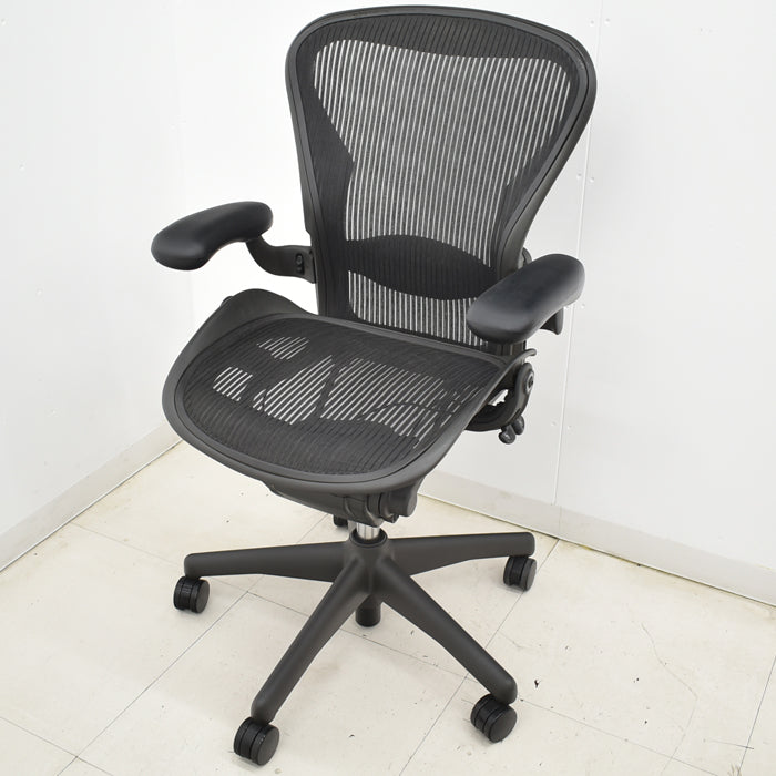 【中古】ハーマンミラー アーロンチェア Bサイズ フル装備 ランバーサポート 2024121902【中古オフィス家具】
