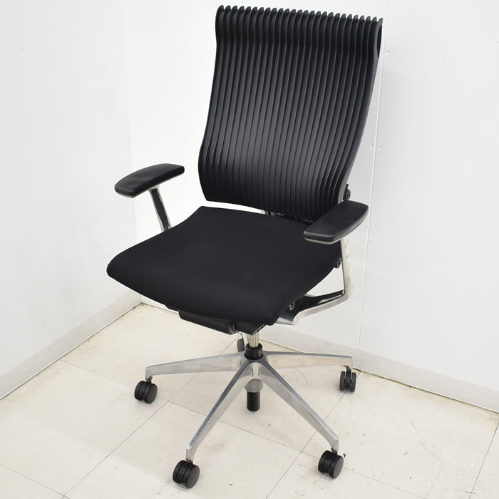 【中古】イトーキ スピーナ 固定肘 エラストマーバック ポリッシュ アクティブランバーサポート 2024122305【中古オフィス家具】