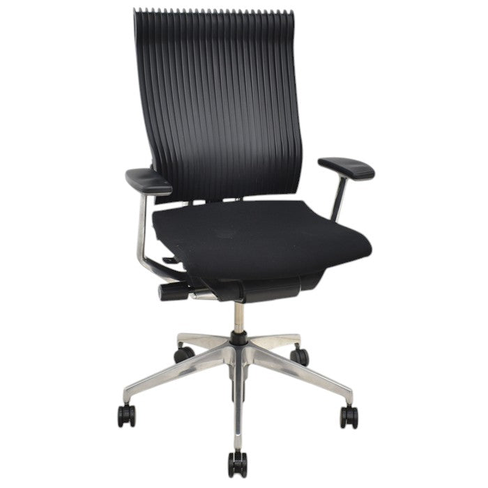 【中古】イトーキ スピーナ 固定肘 エラストマーバック ポリッシュ アクティブランバーサポート 2024122305【中古オフィス家具】