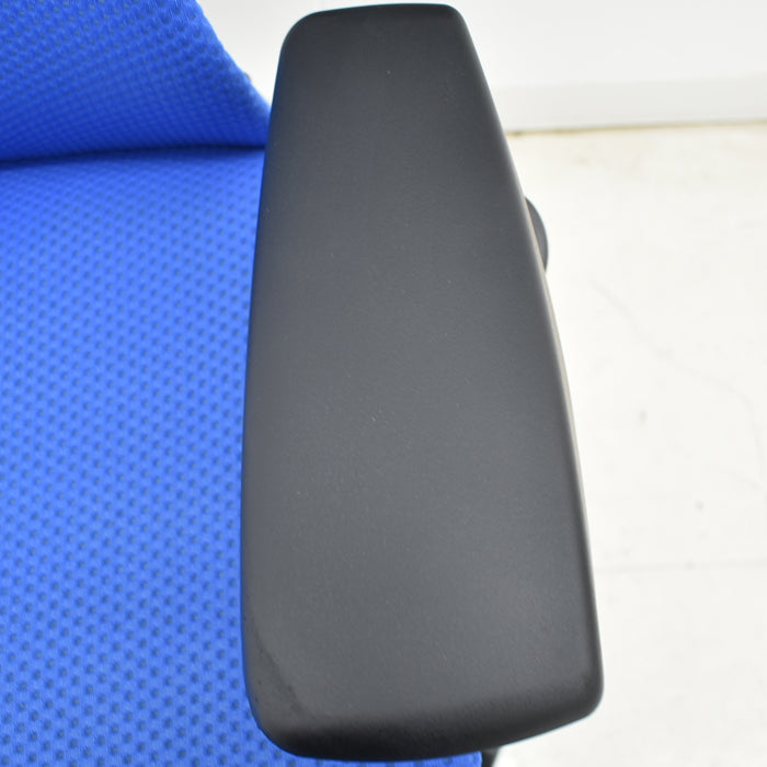【中古】ハーマンミラー エンボディチェア 可動肘 2025010602【中古オフィス家具】
