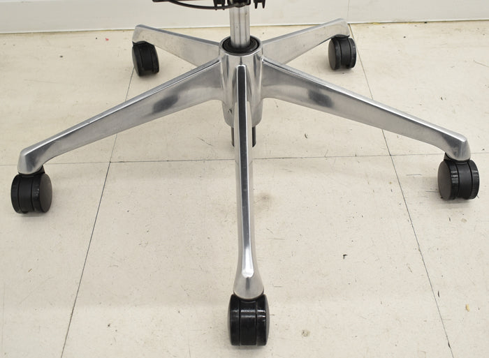 【中古】オカムラ バロン ローバック 固定肘(新型肘パット)ポリッシュ 2025012302【中古オフィス家具】