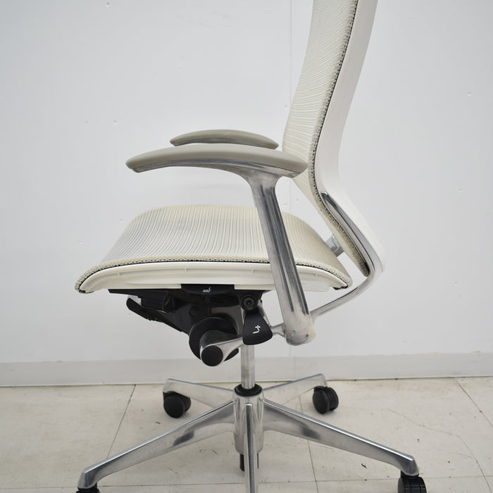 【中古】オカムラ バロン ハイバック 固定肘 ポリッシュ 2025020104【中古オフィス家具】