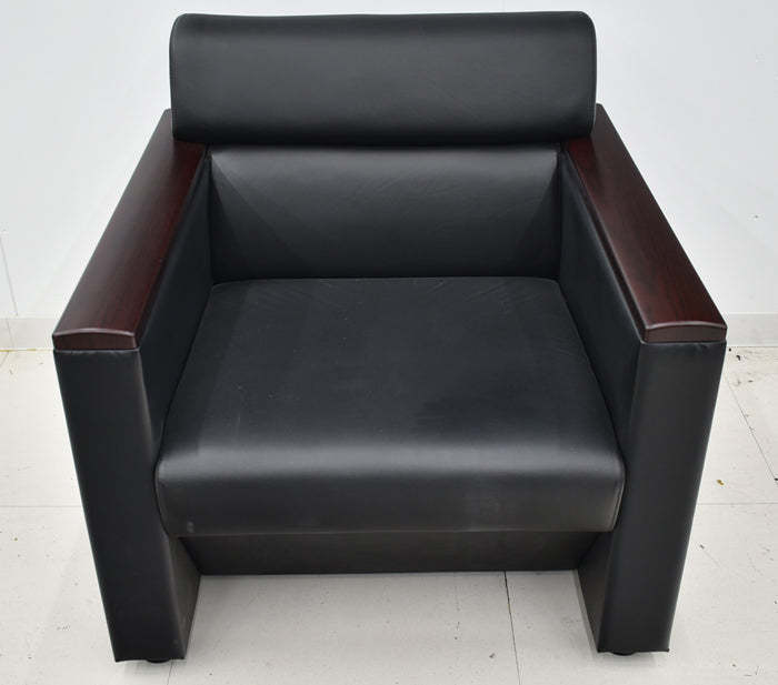 【中古】オカムラ+イトーキ 8328シリーズ 応接4点セット 幅1780 2025031703【中古オフィス家具】