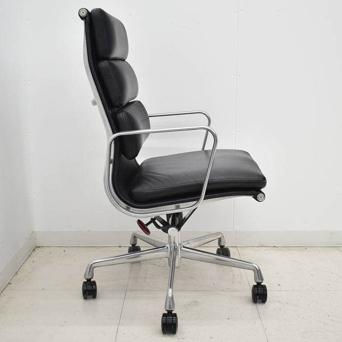 【中古】ハーマンミラー イームズ ソフトパッドエグゼクティブチェア ポリッシュ 革張り 2025032602【中古オフィス家具】