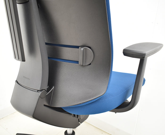 【中古】コクヨ ウィザードII 固定肘 ハイバック ランバーサポート 2018年製 2025041201【中古オフィス家具】
