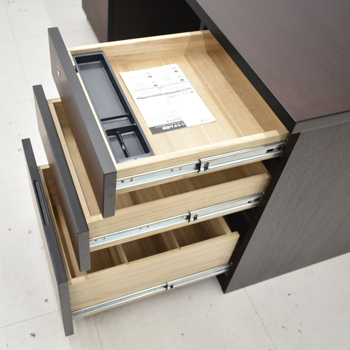 【中古】イトーキ X09シリーズ 役員用両袖机 W1600 2025041401【中古オフィス家具】