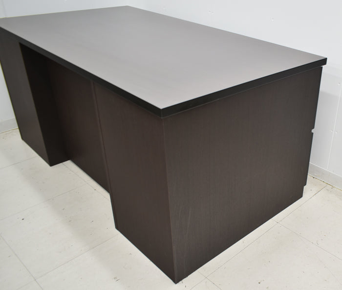 【中古】イトーキ X09シリーズ 役員用両袖机 W1600 2025041401【中古オフィス家具】