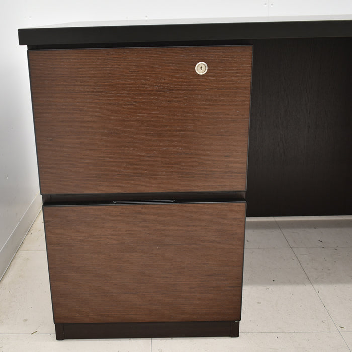 【中古】イトーキ X09シリーズ 役員用両袖机 W1600 2025041402【中古オフィス家具】