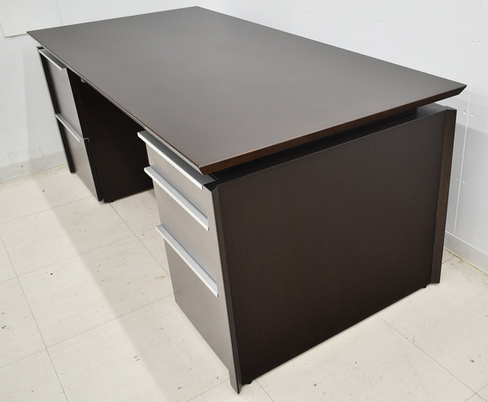 【中古】イトーキ X19シリーズ 役員用両袖机 W1800 2025041501【中古オフィス家具】