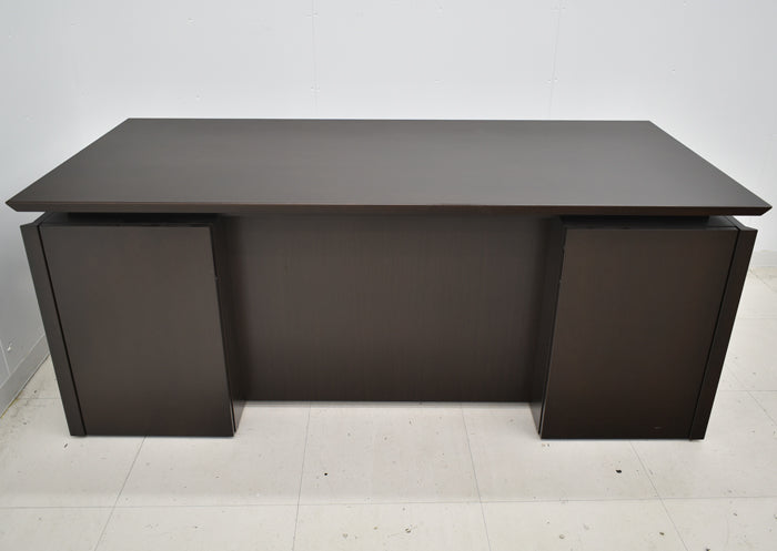 【中古】イトーキ X19シリーズ 役員用両袖机 W1800 2025041501【中古オフィス家具】