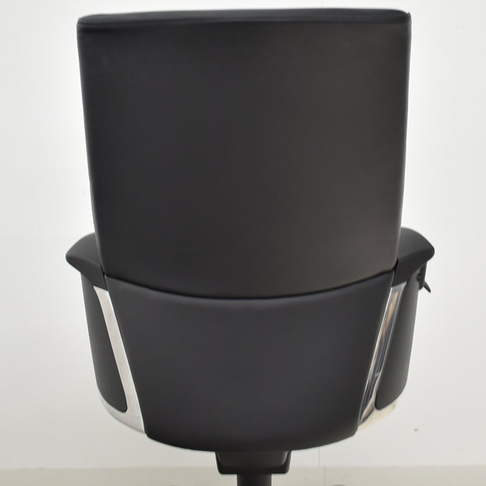 【中古】コクヨ フィロソフィー エグゼクティブチェア 固定肘 エアランバーサポート 2025041702【中古オフィス家具】