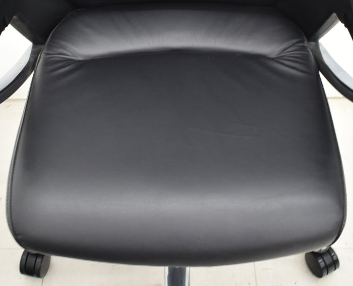 【中古】コクヨ フィロソフィー エグゼクティブチェア 固定肘 エアランバーサポート 2025041702【中古オフィス家具】