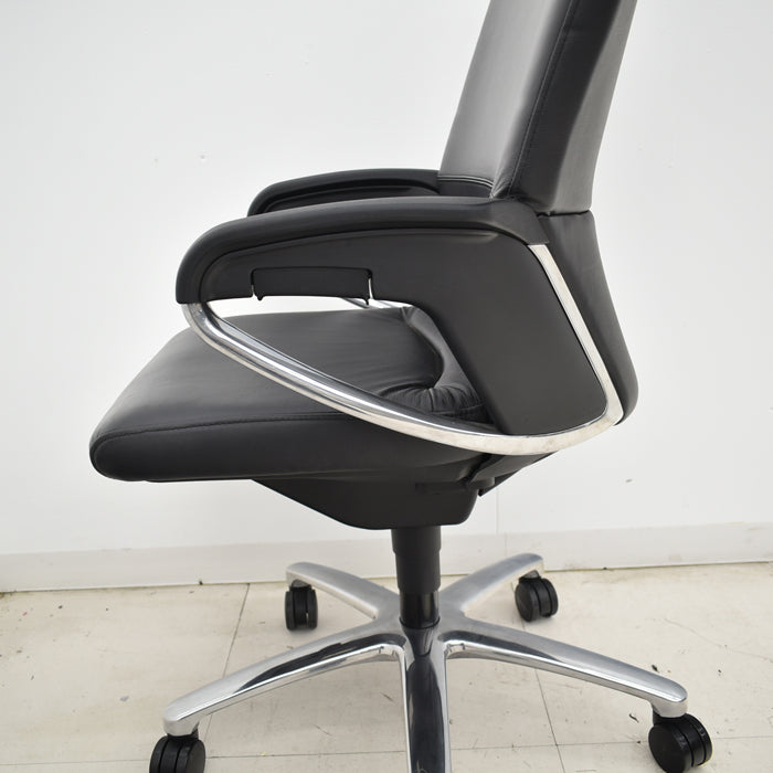 【中古】コクヨ フィロソフィー エグゼクティブチェア 固定肘 エアランバーサポート 2025041702【中古オフィス家具】