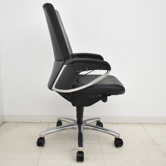 【中古】コクヨ フィロソフィー エグゼクティブチェア 固定肘 エアランバーサポート 2025041702【中古オフィス家具】
