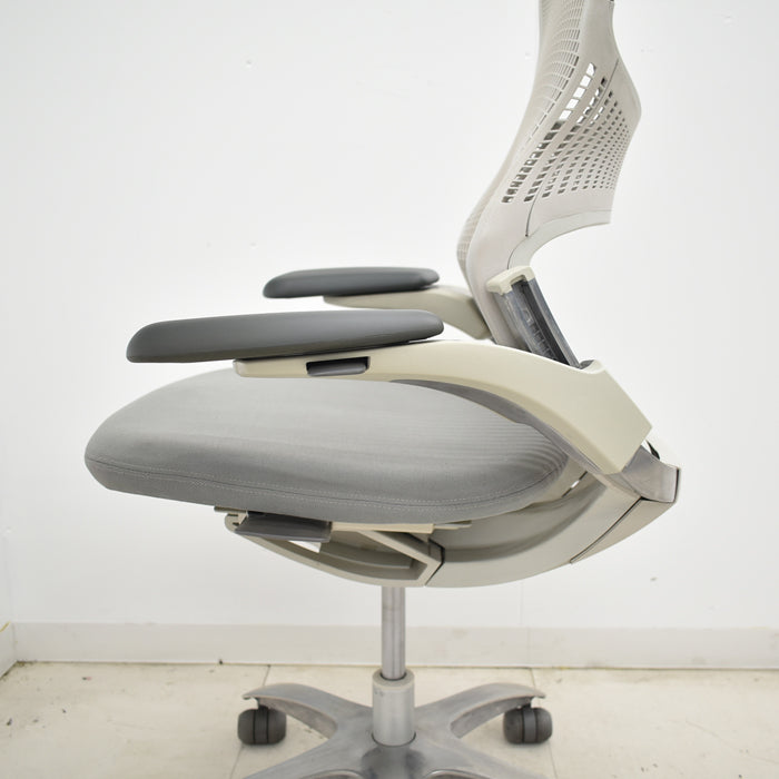 【中古】Knoll ジェネレーション 可動肘(ハイパフォーマンス肘)ポリッシュ脚 2025042303【中古オフィス家具】