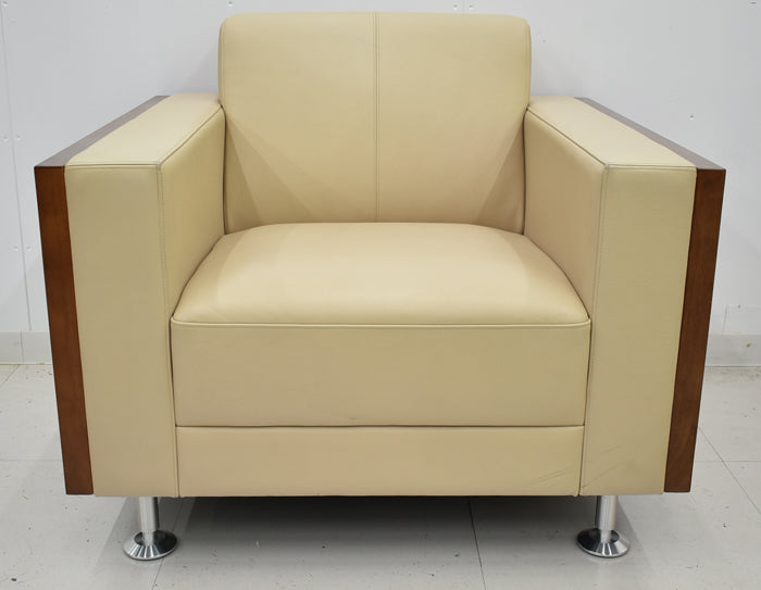【中古】カリモク家具 グラヴィータシリーズ 応接4点セット 幅1965 2025050201【中古オフィス家具】